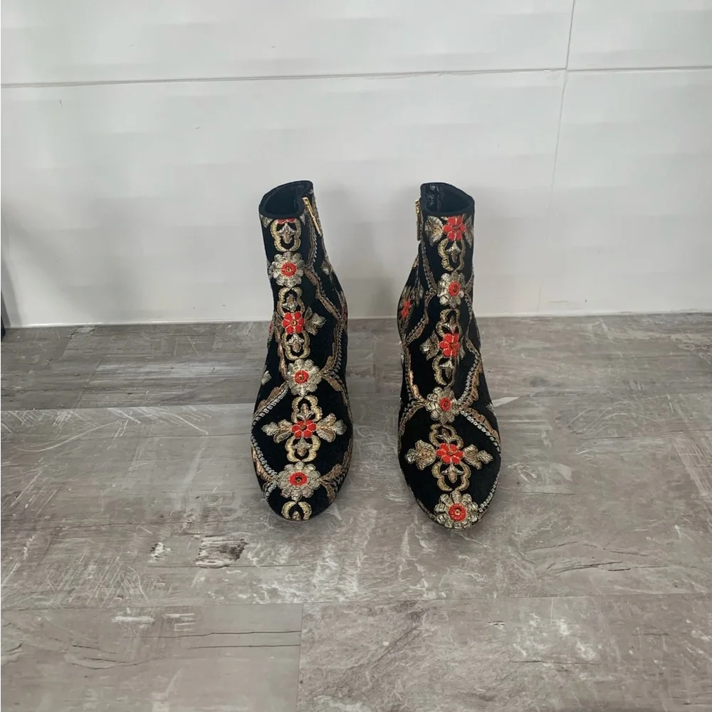 Russell and Bromley heeled ankle boots - Picture 5 of 10